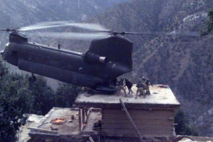 Quality Chinook flying ...